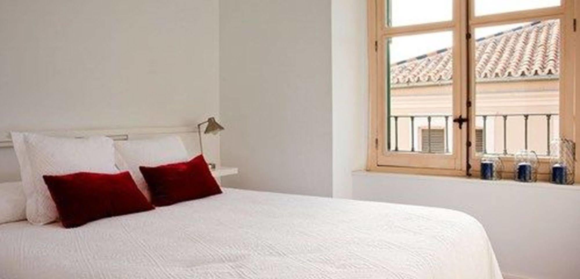 Urbanliving Liborio Apartment Malaga Ngoại thất bức ảnh